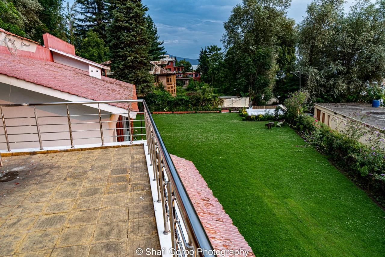 Hotel Orania Srīnagar Exterior foto